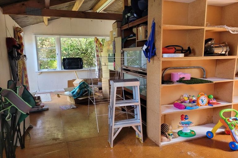 Photo of property in 12 Bethune Street, Featherston, 5710