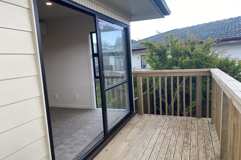 Photo of property in 33 Aronia Way, Goodwood Heights, Auckland, 2105