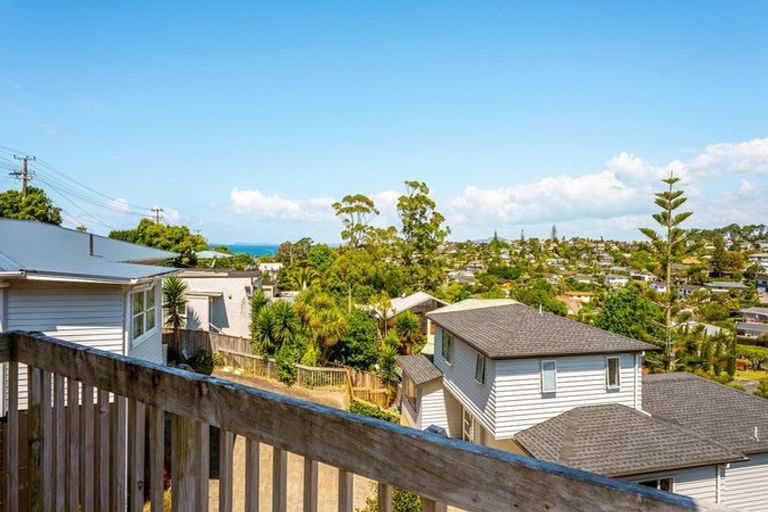 Photo of property in 1/66 Hastings Road, Mairangi Bay, Auckland, 0630