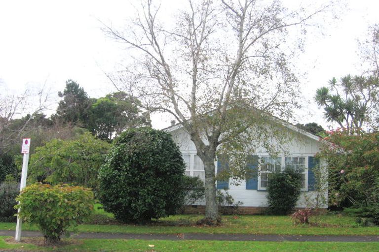 Photo of property in 41 Omana Road, Papatoetoe, Auckland, 2025