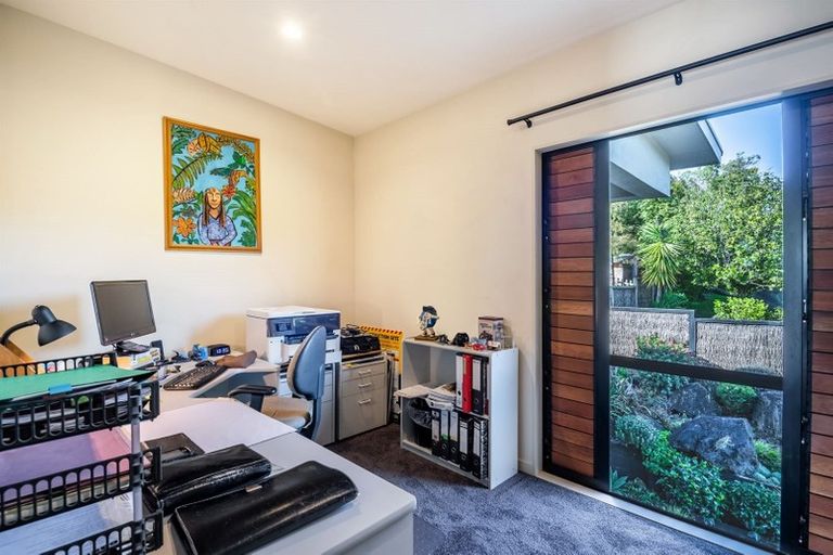 Photo of property in 1 Kahikatea Close, Campbells Bay, Auckland, 0630