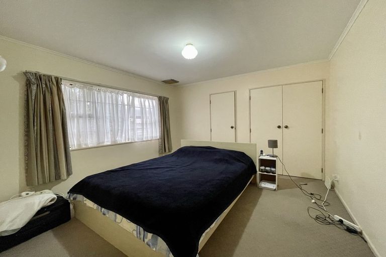 Photo of property in 1/11 Takutai Avenue, Bucklands Beach, Auckland, 2012