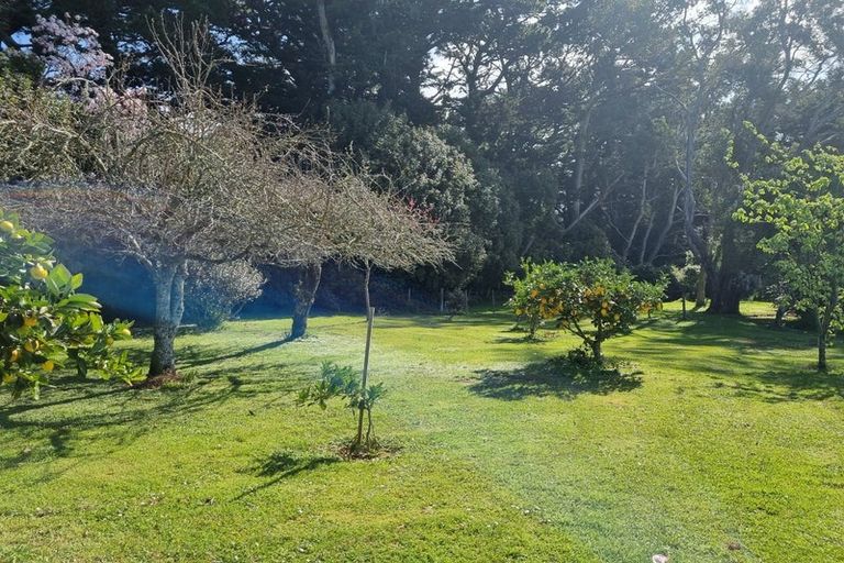 Photo of property in 557 Western Lake Road, Western Lake, Featherston, 5773