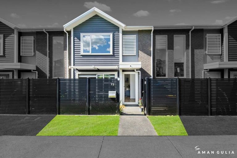 Photo of property in 72 Karepiro Drive, Stanmore Bay, Whangaparaoa, 0932