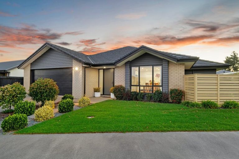 Photo of property in 76 Georgina Street, Marshland, Christchurch, 8083