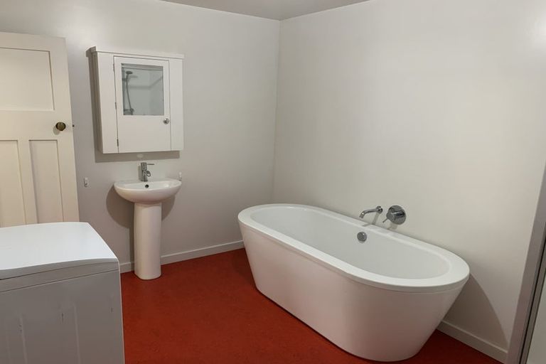 Photo of property in 173a-d Hanson Street, Newtown, Wellington, 6021