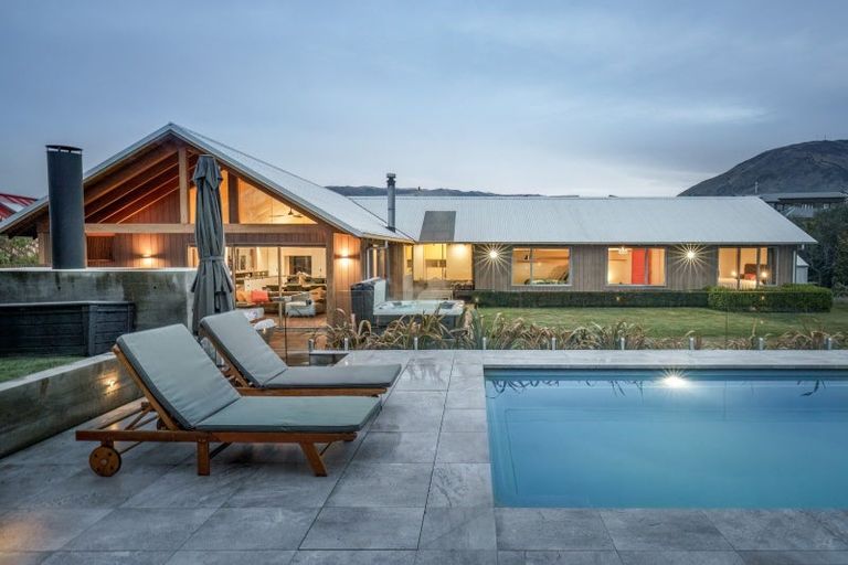 Photo of property in 5 Niger Street, Wanaka, 9305