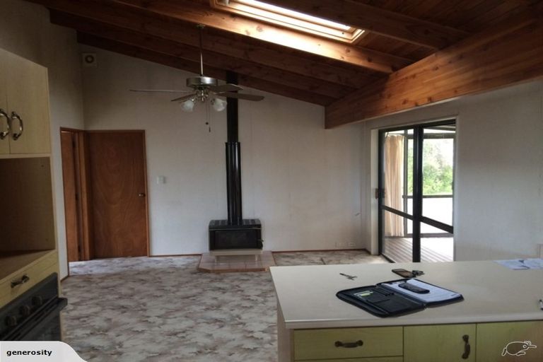 Photo of property in 9 Karawa Place, Kawakawa Bay, Papakura, 2585