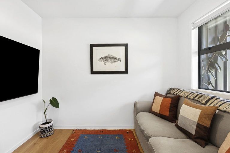 Photo of property in 14 Pounamu Avenue, Albert Town, Wanaka, 9305