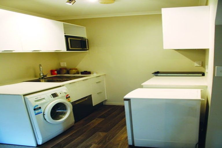 Photo of property in 3a Church Street, Swanson, Auckland, 0612