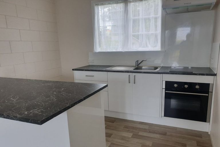 Photo of property in 528-530 Devon Street East, Fitzroy, New Plymouth, 4312