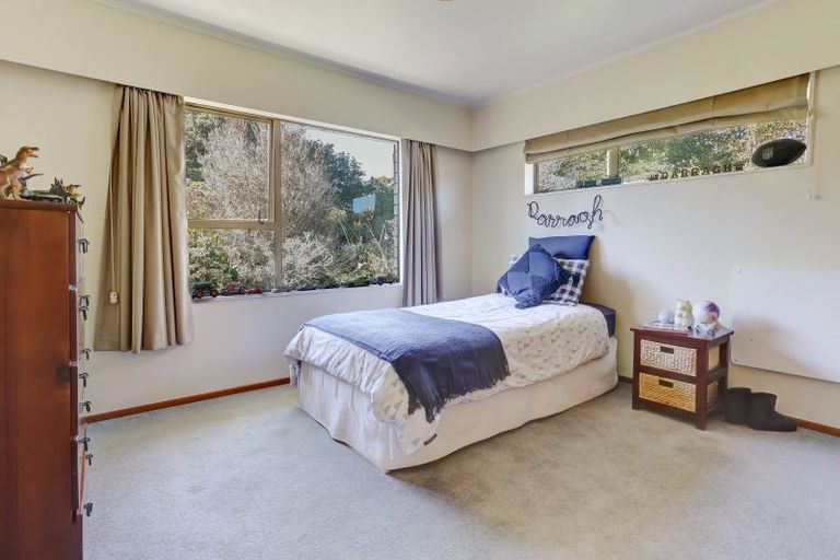 Photo of property in 5 Weraroa Road, Waverley, 4510