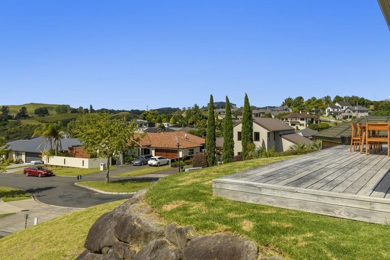 Photo of property in 64 Buxton Place, Ohauiti, Tauranga, 3112