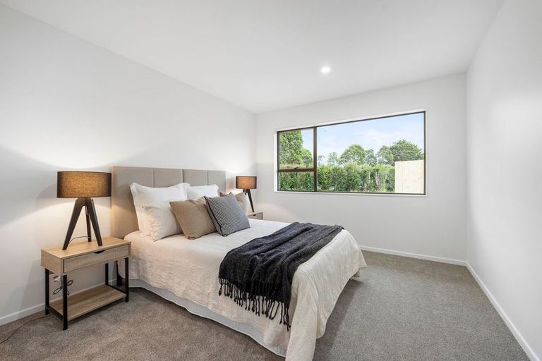 Photo of property in 2/60 Cherry Road, Bucklands Beach, Auckland, 2014