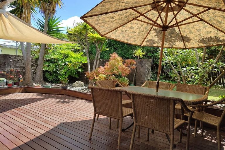 Photo of property in 3 Trust Place, Sunnyhills, Auckland, 2010