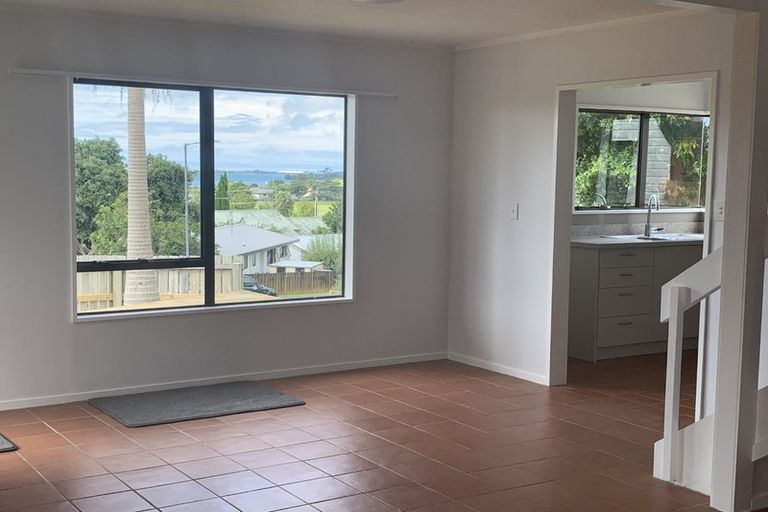 Photo of property in 3 Te Arawa Place, Welcome Bay, Tauranga, 3112