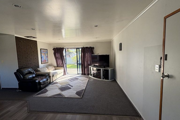 Photo of property in 69 Guppy Road, Greenmeadows, Napier, 4112