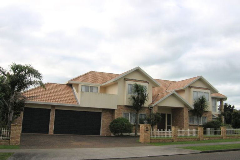 Photo of property in 1 Keppoch Court, Dannemora, Auckland, 2016