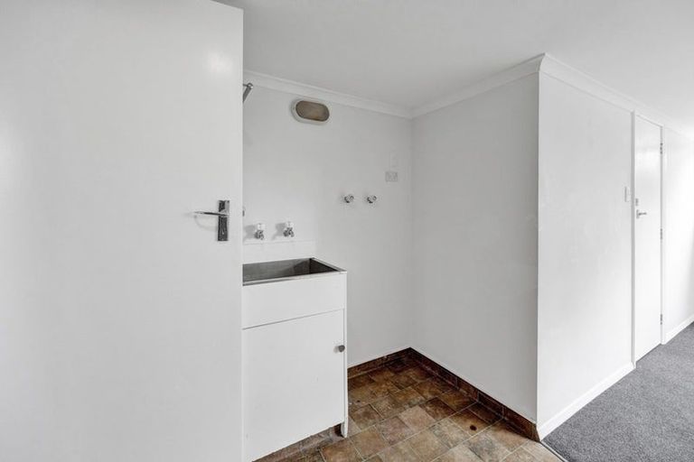 Photo of property in 3a Waimea Street, Westown, New Plymouth, 4310