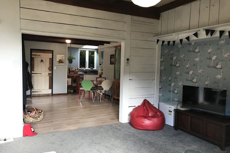 Photo of property in 60 Clarence Street, Brooklyn, Wellington, 6021