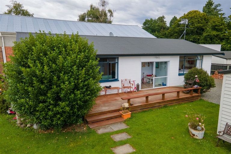 Photo of property in 100 Talbot Street, Geraldine, 7930