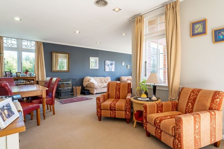 Photo of property in 63 Moana Crescent, Musselburgh, Dunedin, 9013