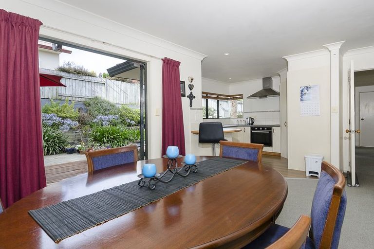 Photo of property in 48 Bell Common Close, Bethlehem, Tauranga, 3110