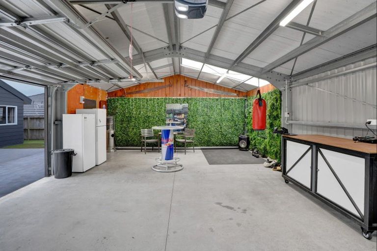 Photo of property in 19 Tainui Terrace, Inglewood, 4330