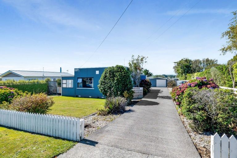 Photo of property in 16 Glasgow Street, Hawera, 4610