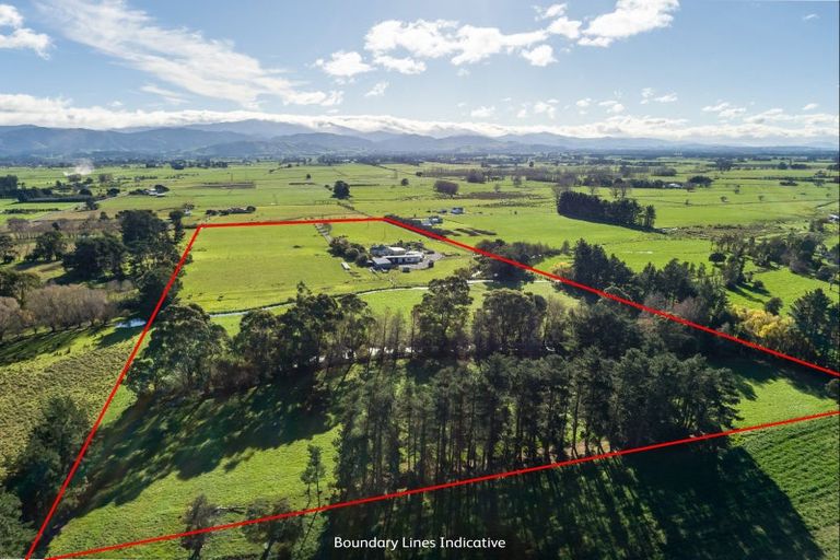 Photo of property in 30 Dorset Road, Parkvale, Carterton, 5792