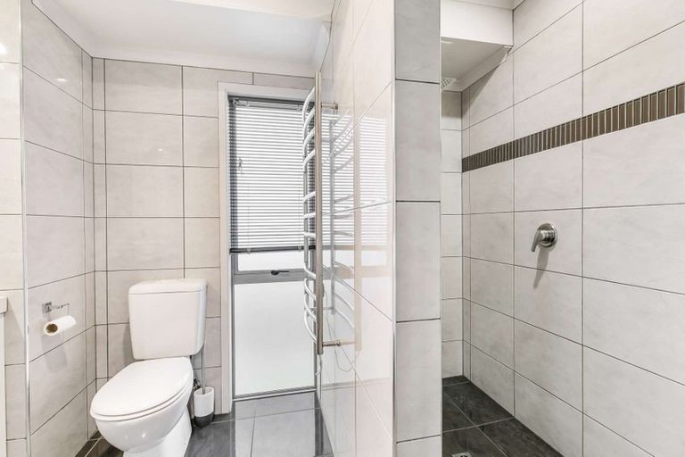 Photo of property in 40 Baxendale Drive, Matipo Heights, Rotorua, 3015