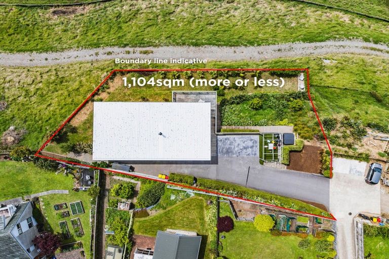 Photo of property in 22b Saint Ives Grove, Whalers Gate, New Plymouth, 4310