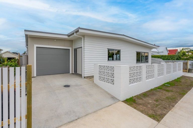 Photo of property in 102b Auckland Road, Greenmeadows, Napier, 4112