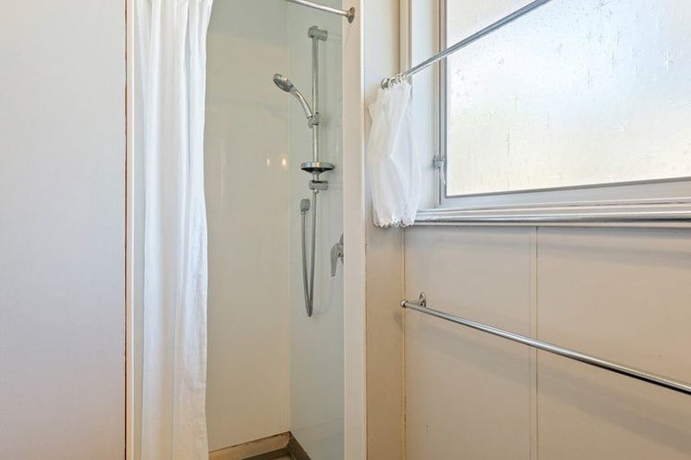 Photo of property in 96 Field Way, Waikanae Beach, Waikanae, 5036