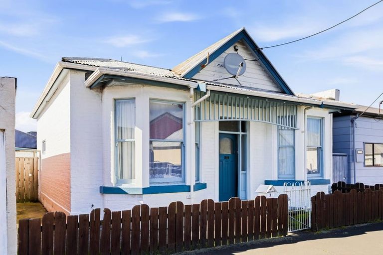 Photo of property in 1 Osmond Street, South Dunedin, Dunedin, 9012