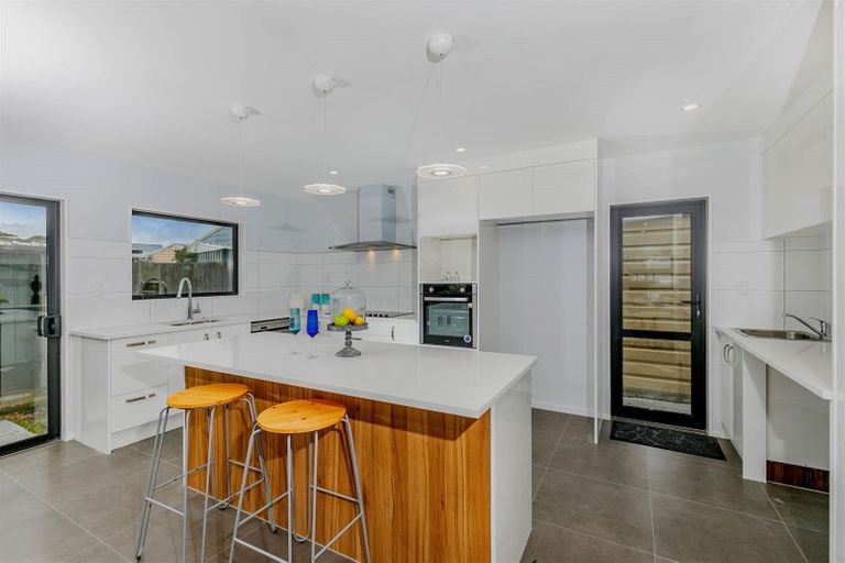 Photo of property in 1/25 Kennington Drive, Clendon Park, Auckland, 2103