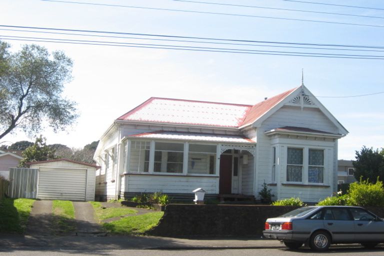Photo of property in 65 Dawson Street, New Plymouth, 4310