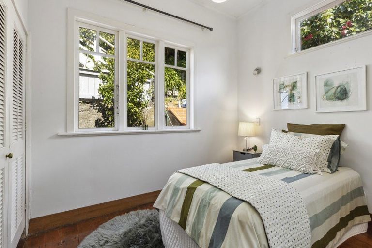 Photo of property in 34 Connaught Terrace, Brooklyn, Wellington, 6021