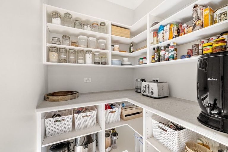 Photo of property in 36 Stapletons Road, Richmond, Christchurch, 8013