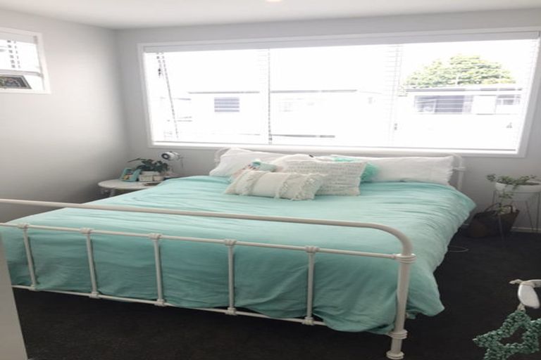 Photo of property in 8 Cicada Road, Hobsonville, Auckland, 0616