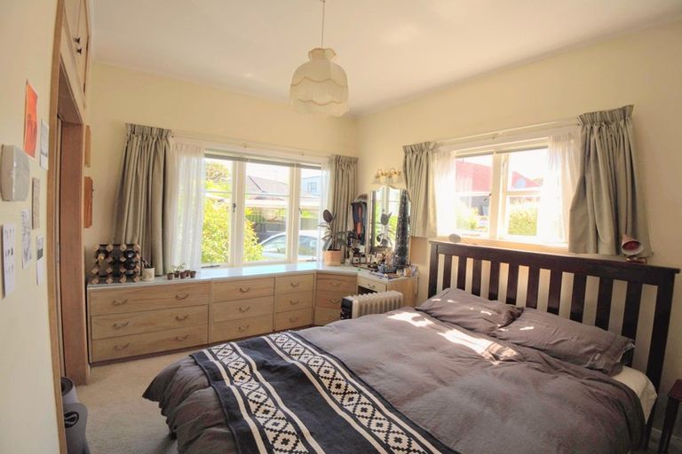 Photo of property in 143 Waiwhetu Road, Waterloo, Lower Hutt, 5011