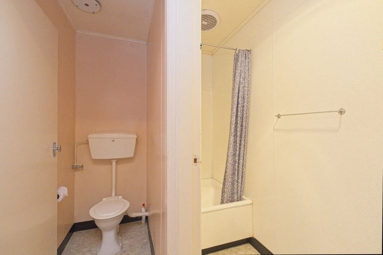 Photo of property in 270 High Street, Eltham, 4322