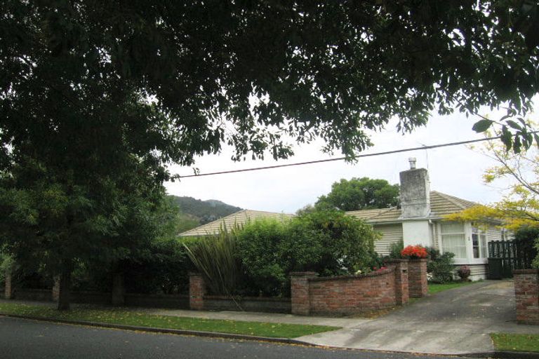 Photo of property in 64 Clyma Street, Elderslea, Upper Hutt, 5018