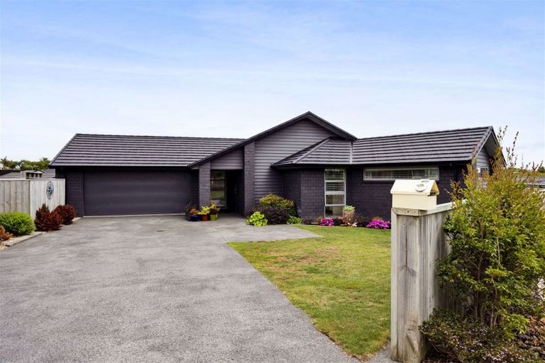 Photo of property in 5 Ashwood Lane, Bell Block, New Plymouth, 4312