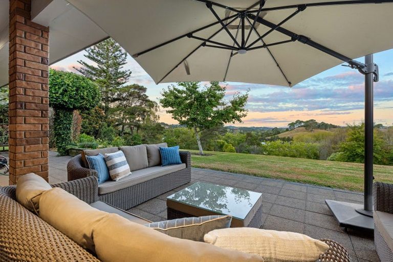 Photo of property in 15 Joblin Road, Wainui, Silverdale, 0994