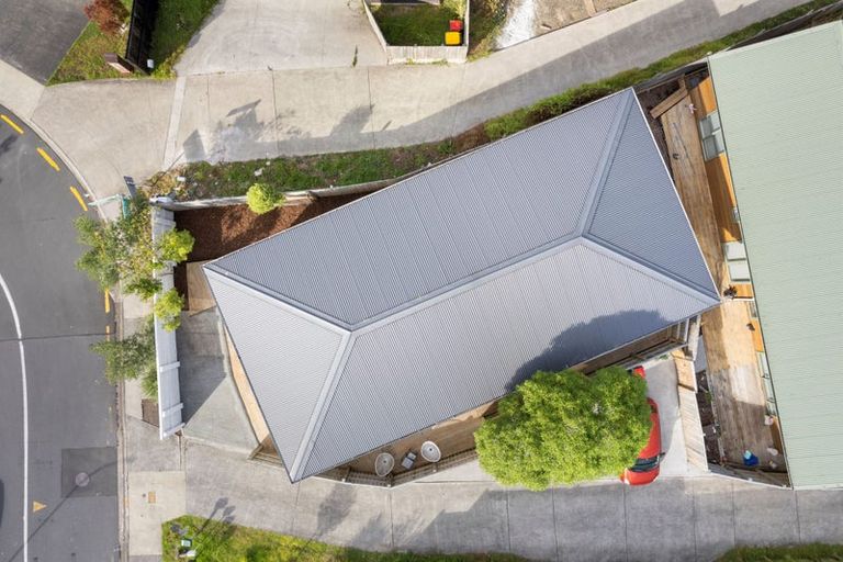 Photo of property in 21a Nirmal Place, Sunnyvale, Auckland, 0612