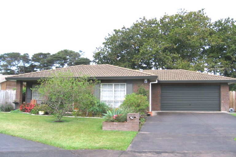 Photo of property in 38 Waimoko Glen, Swanson, Auckland, 0612