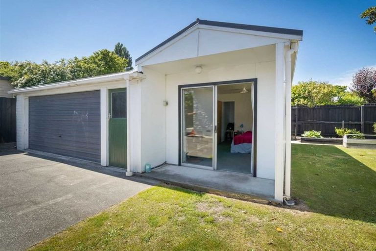 Photo of property in 48 Grahams Road, Ilam, Christchurch, 8041