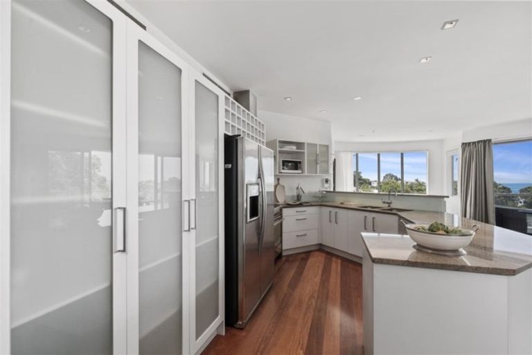 Photo of property in 1/7 The Promenade, Takapuna, Auckland, 0622