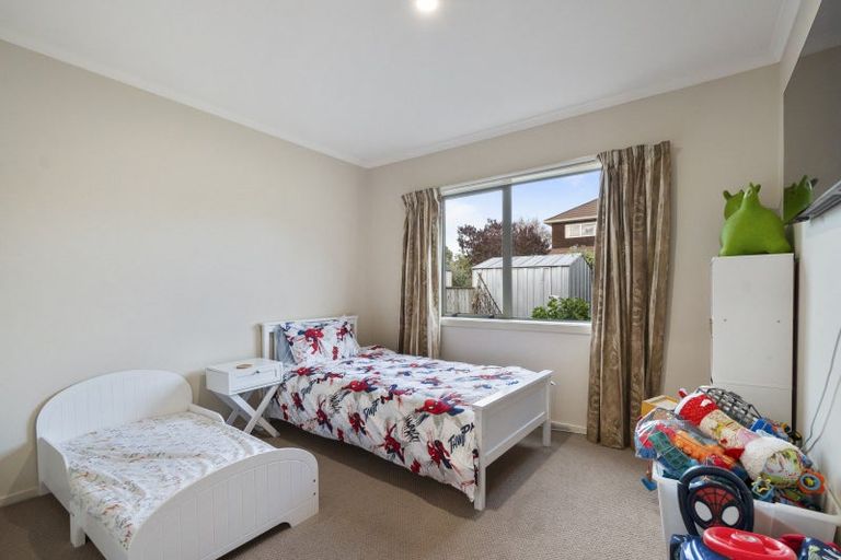 Photo of property in 5 Wilson Street, Bulls, 4818